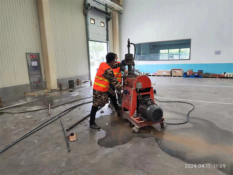 隆林厂房地面下沉塌陷注浆加固施工